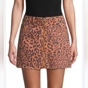Free People Leopard Print Mini Skirt Size 31 Cotton Zip Front Distressed Hem